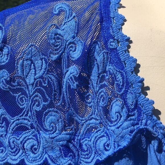 Gretty Zueger Embroidered mesh cotton elbow length sleeve Tunic Ocean Blue Med - Picture 11 of 17